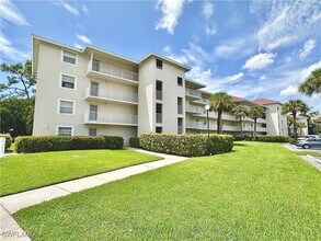 Building Photo - 441 Quail Forest Blvd