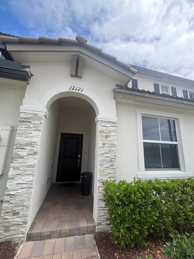 Primary Photo - 12121 NW 23rd Ct