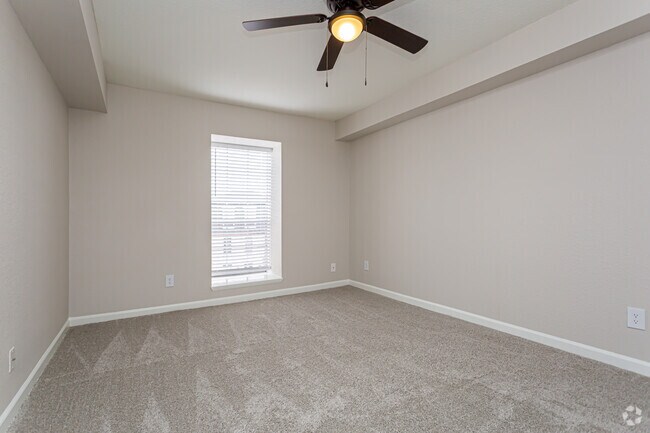 3BR, 2BA - 1,200SF - Lumiere