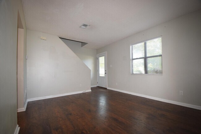 sala de estar - 308 Atlanta Ave SE