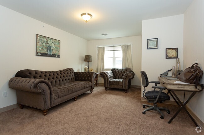 1BR, 1BA_621SF - The Overlook