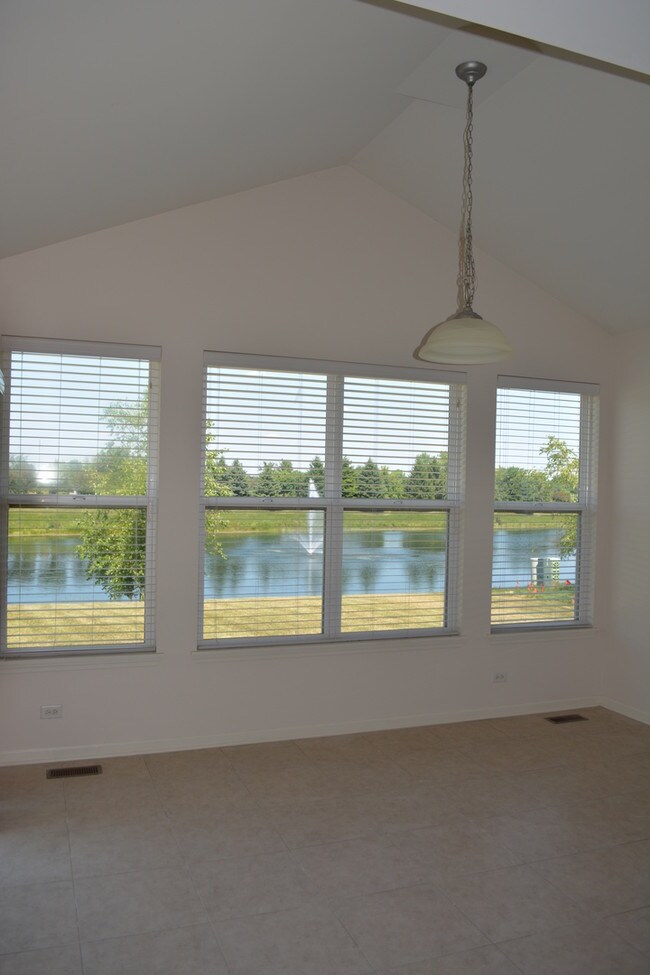 Building Photo - 237 Willington Way
