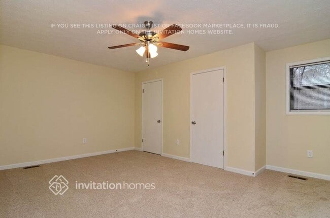 Building Photo - 6601 Valley Hill Dr