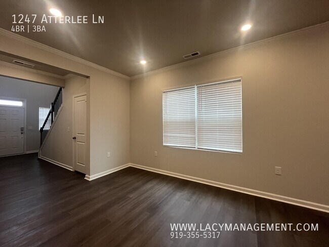 Foto del edificio - 1247 Atterlee Ln