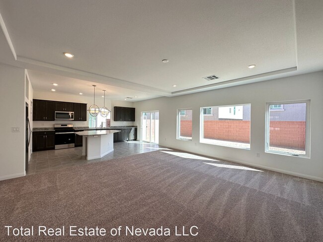 Building Photo - 3 br, 2.5 bath House - 7726 Bellenden St.