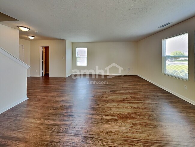 Foto del edificio - 1236 Saticoy Ct