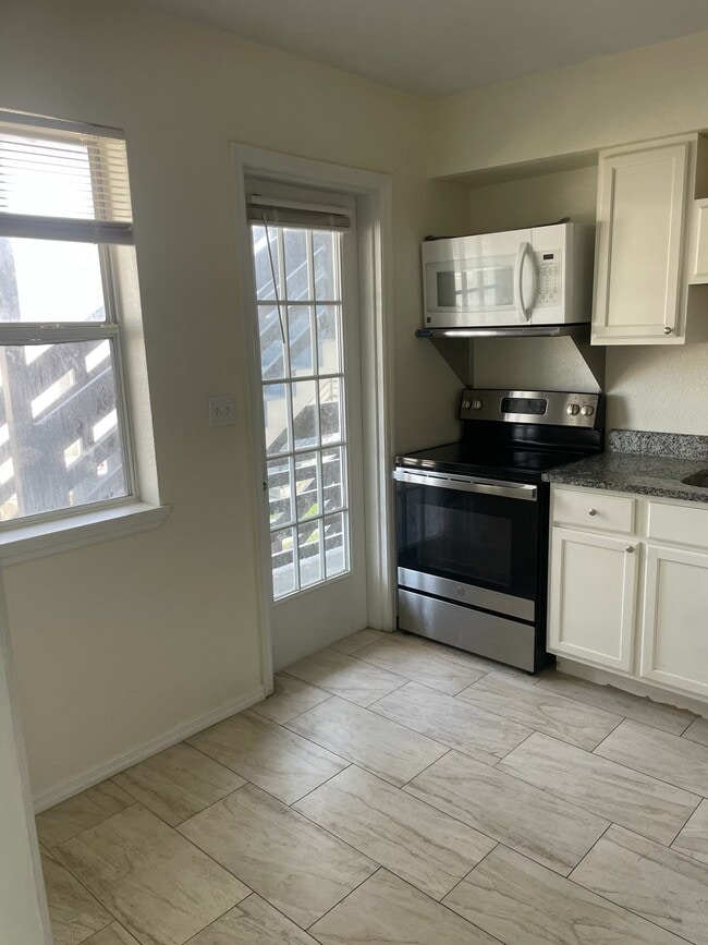 Photo - 600 Riverview Blvd (Daytona Beach, FL) Apartment