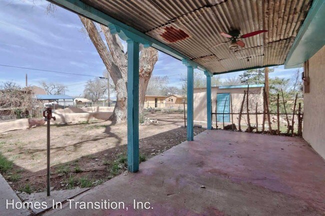 Building Photo - 470 Golden Poppy St