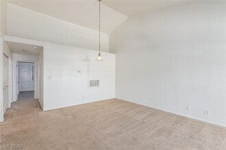 Building Photo - 5072 S Rainbow Blvd