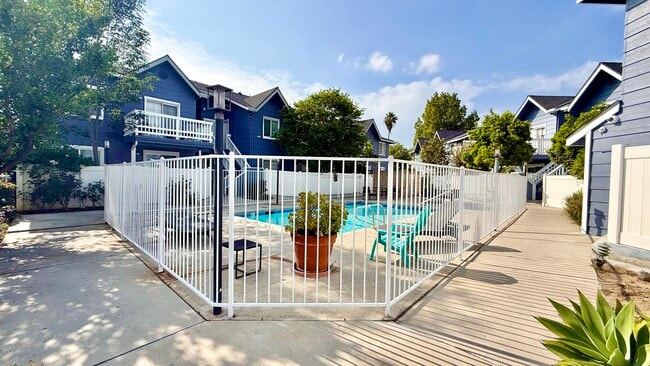 Building Photo - 8463 De Soto Ave