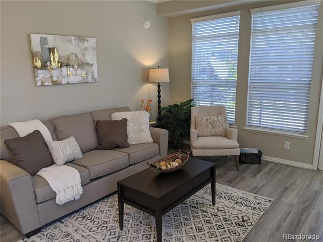 Building Photo - 10176 Park Meadows Dr