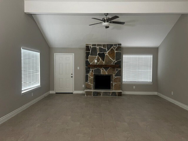 Building Photo - 3230 Meadway Dr