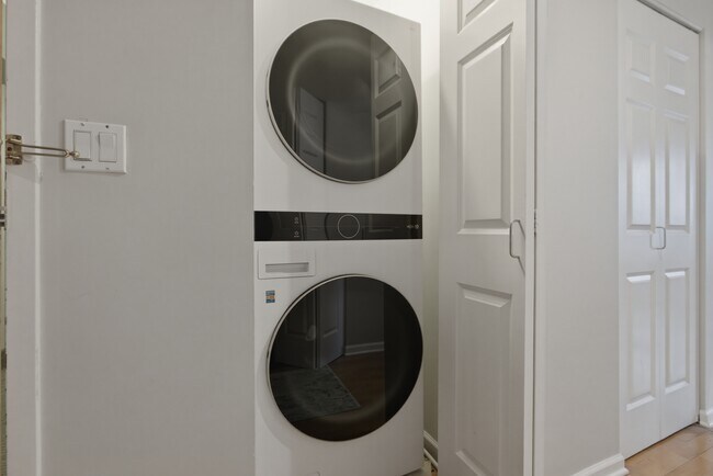 Foto del edificio - 345 N La Salle Dr