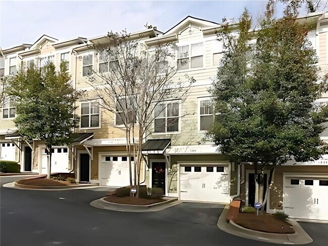 Foto del edificio - 1947 Sterling Oaks Cir NE