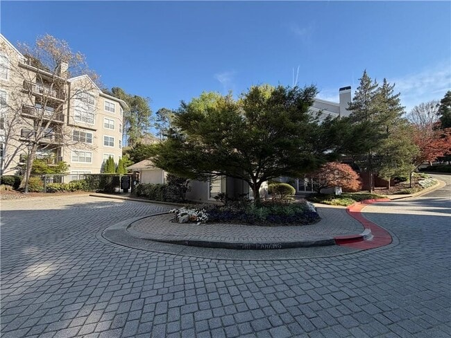 Building Photo - 2511 River Green Dr NW