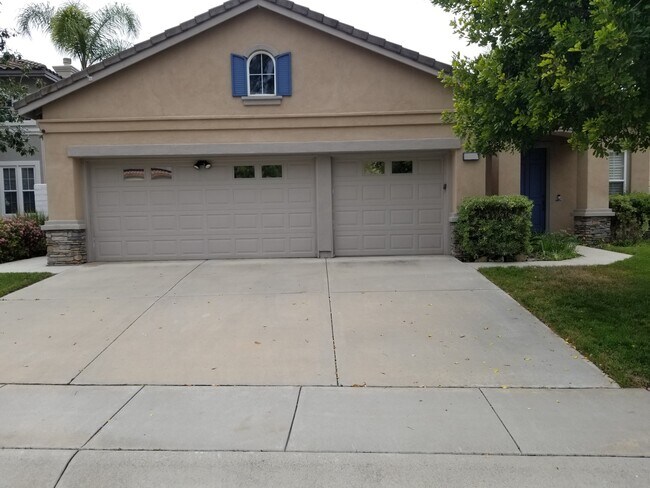 Front of house - 3151 Ferncreek Ln