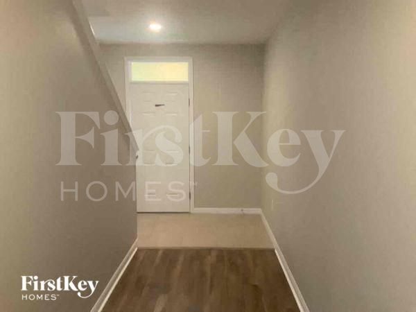 Building Photo - 1807 Greenwood Valley Dr