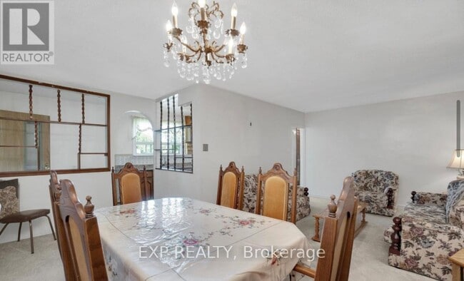 Photo du bâtiment - 33 Lakeland Crescent