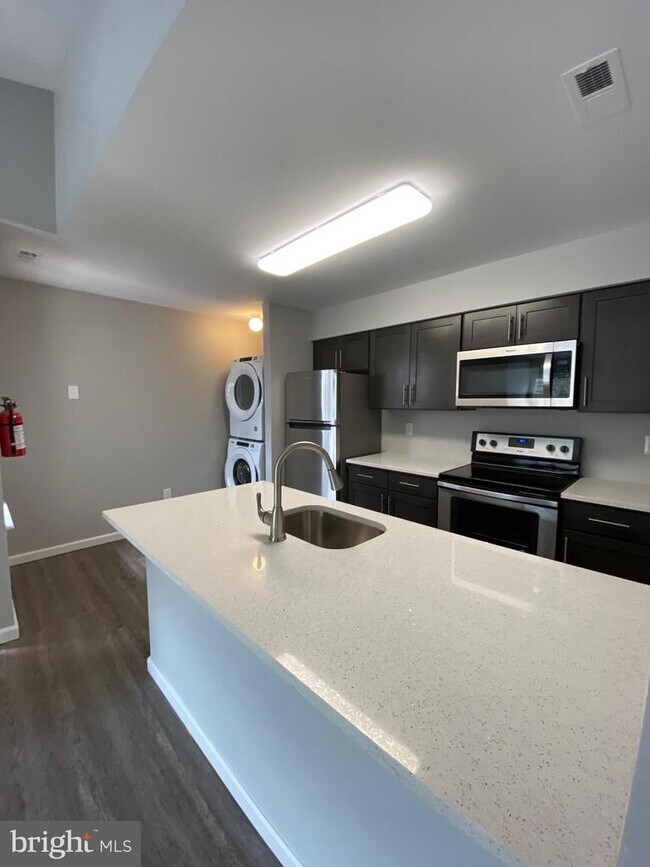 Foto del edificio - 142 Ashton Ct