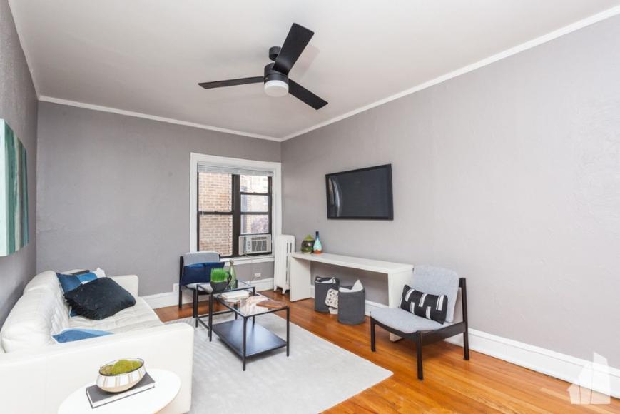 Foto principal - 1 bedroom in Chicago IL 60657