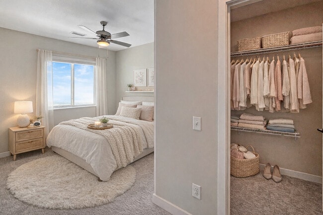 Onyx Bedroom - The Jade on Tremont