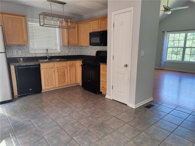 Building Photo - 4835 Blue Rock Ct