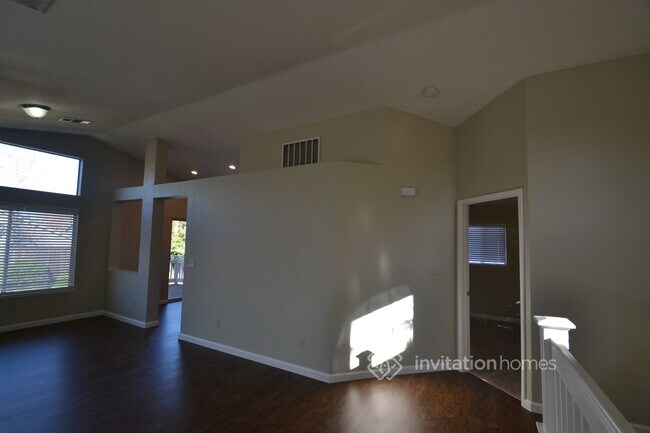Building Photo - 5121 Arroyo Way