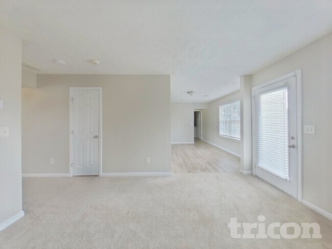 Foto del edificio - 471 Sawtooth Ln