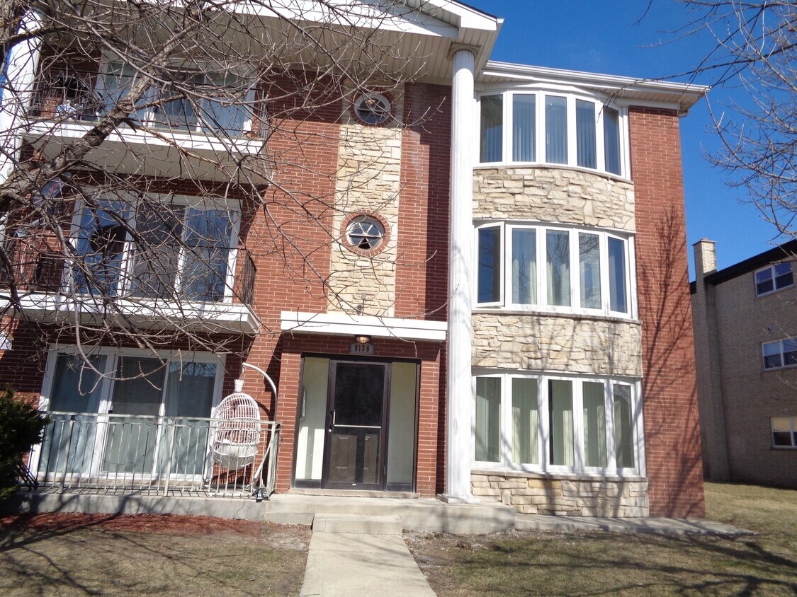 8130 Marion Dr Unit 3E, Justice, IL 60458 Condo for Rent in Justice