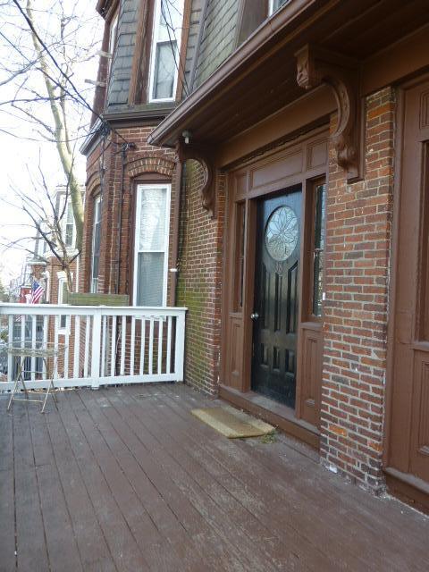 Primary Photo - 38 Newton St