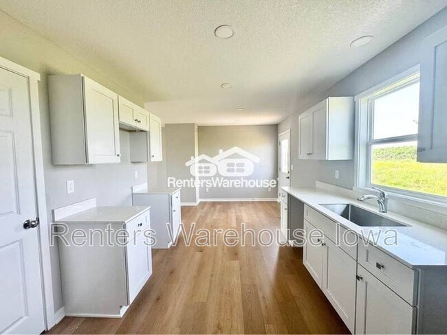 Building Photo - 1009 Adler Ct