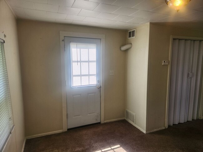 Building Photo - 1726 Ridge Ave