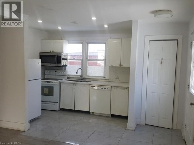 Photo du bâtiment - 850 Garth St