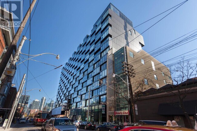 Photo du bâtiment - 625-629 King St W