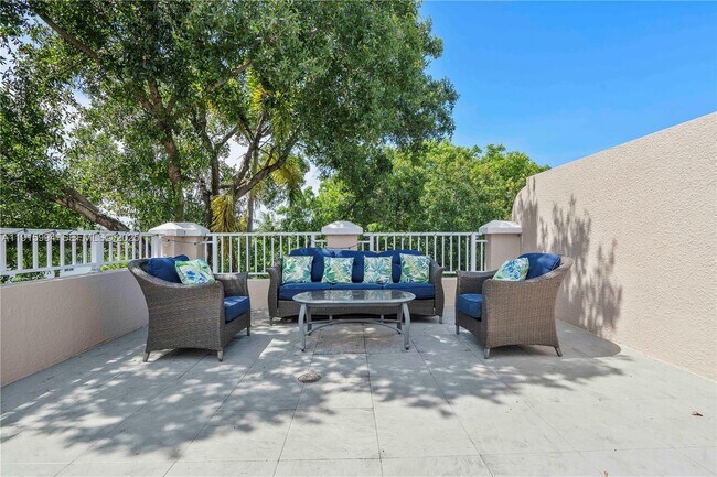 Foto del edificio - 217 SW 11th St