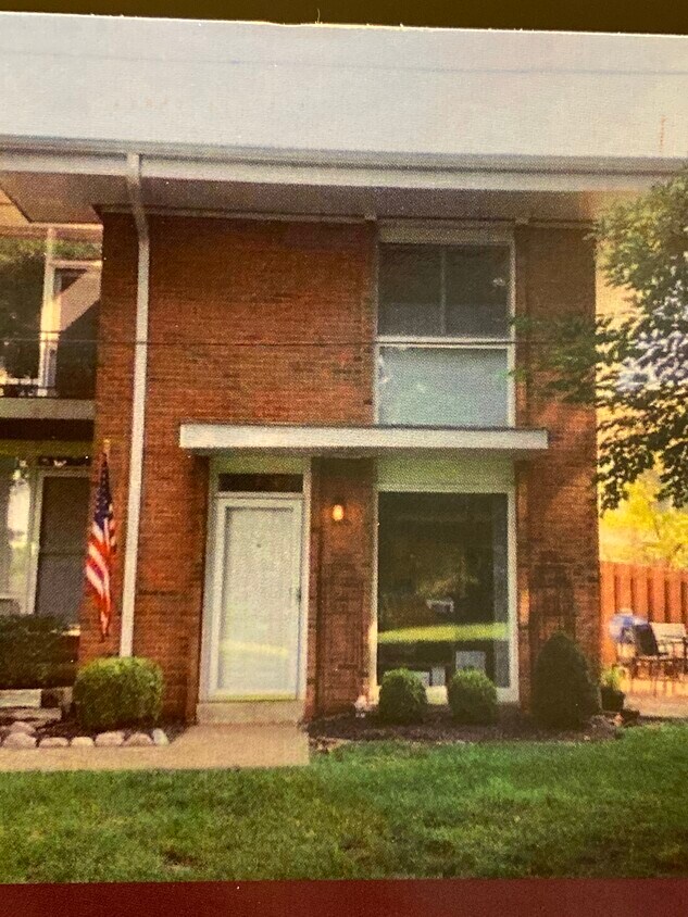 Foto del edificio - 1142 S Mason Rd