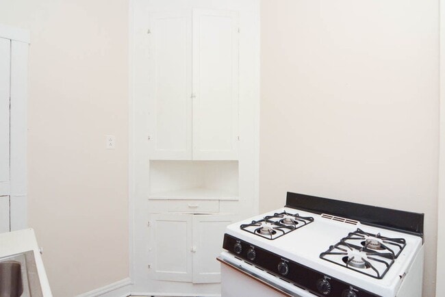 Foto del edificio - 2226 W Wilson Ave