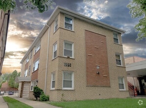 Building Photo - 2650 W Touhy Ave