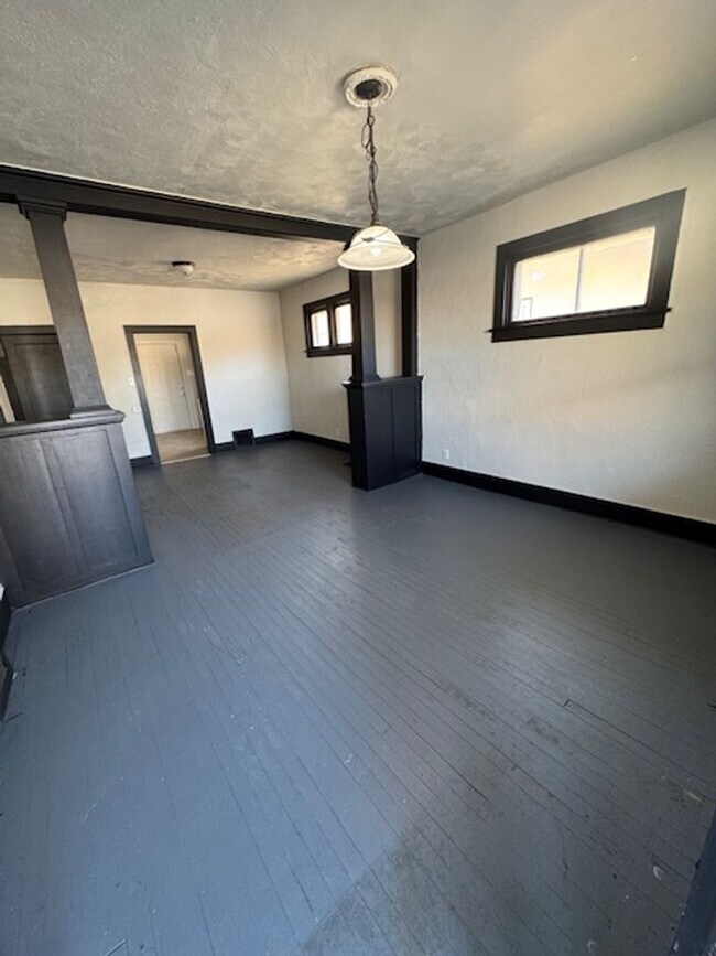 Foto del edificio - 3717 Barr St