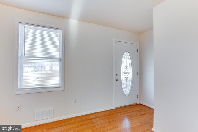 Building Photo - 6307 District Heights Pkwy