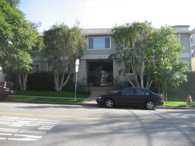 Primary Photo - 1220 Havenhurst Dr