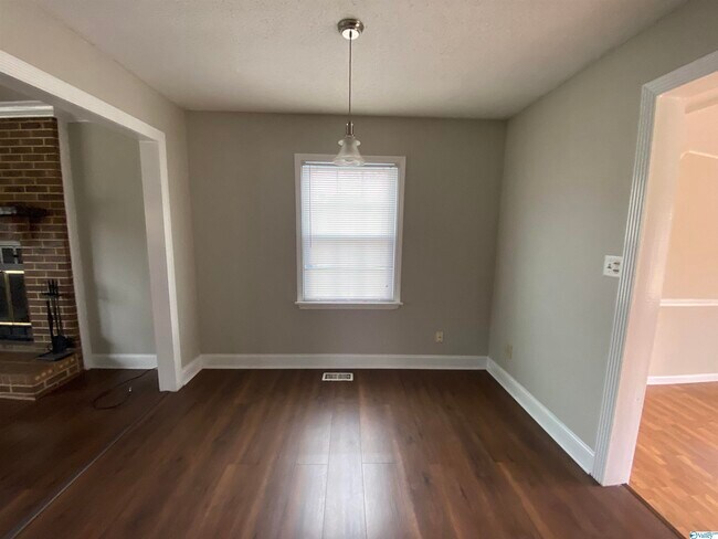 Foto del edificio - 173 Dexter Cir