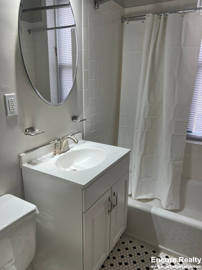 Foto del edificio - 49 Burbank St