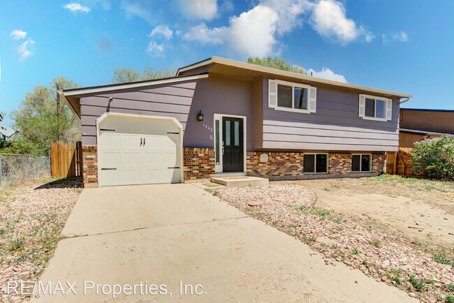 Building Photo - 4 br, 2 bath House - 1543 Southmoor Dr.