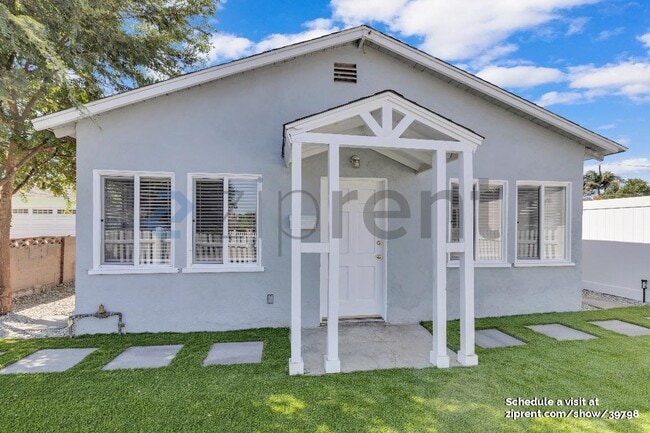 Building Photo - 9320 Ives St