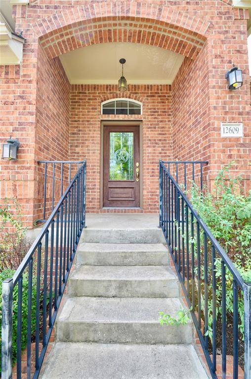 Foto del edificio - 12609 Lee Park Ln