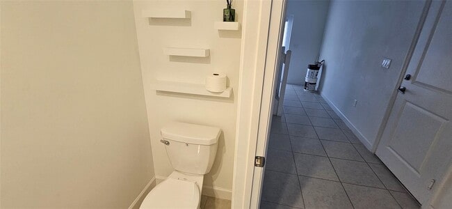 Photo - 5010 SW 37th St Townhome