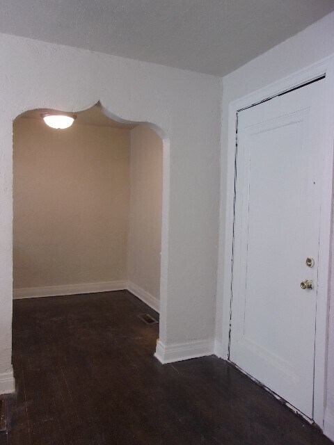 Foto del edificio - 1718 N Indiana Ave