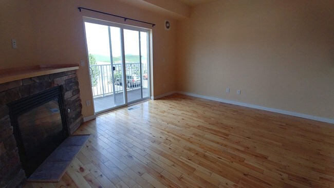 Foto del edificio - 2115 Westwood Dr