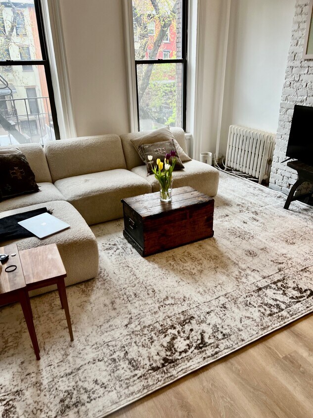 Foto principal - 393 Clermont Ave